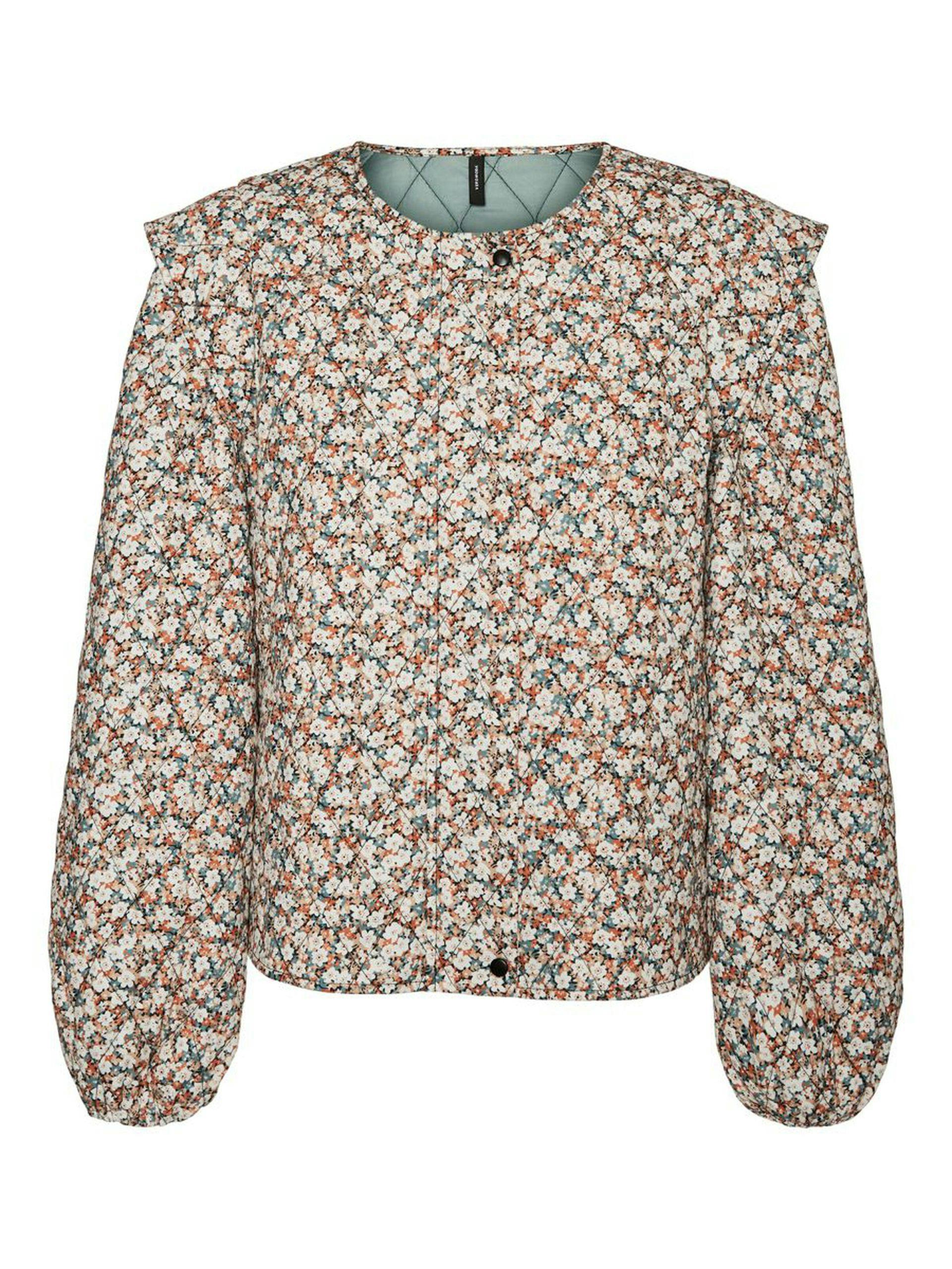 10252918 nomad 883053 001 productlarge Vero Moda printed jacket vattert jakke blomstrete mønster rysjer